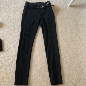 Black skinny pants